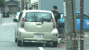 車尾行１.png